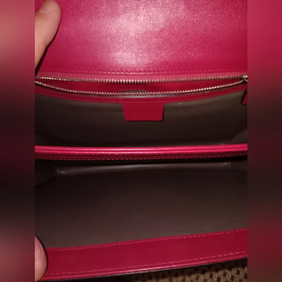 Gucci GG Rare Pink Patent Leather Chain Crossbody Bag - Picture 5 of 7